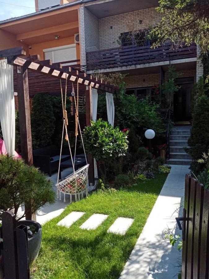Dusica Apartmani Ягодина Экстерьер фото